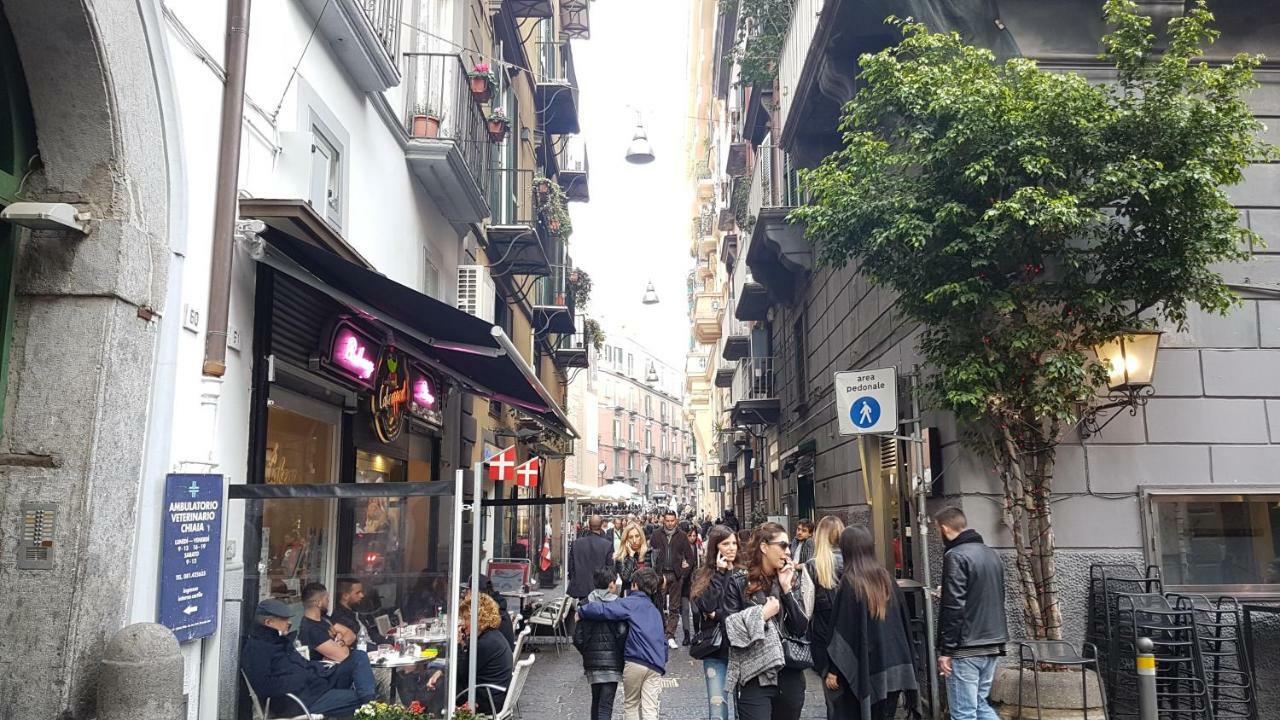 Hotel Il Salotto Di Nonna Cornelia 2 Neapel Exterior foto